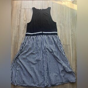Chic Black and White Gingham Midi Dress